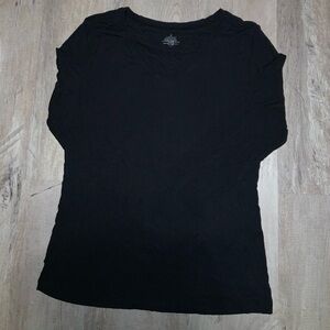 (Bin 36)  Cuddle Duds long sleeve v-neck “software and stretch” tee- L